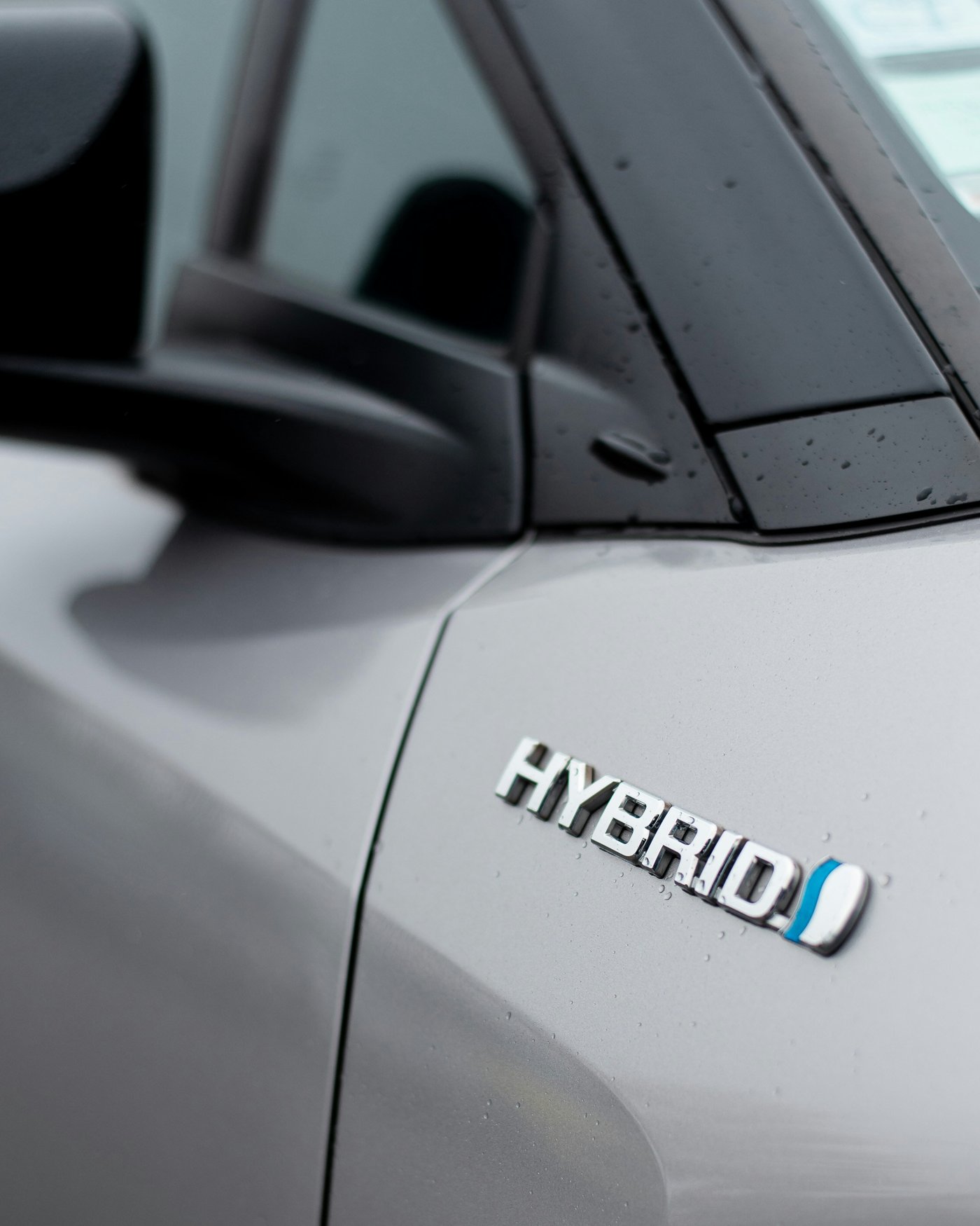 Véhicule hybride Toyota — réparation batterie haute tension en PACA